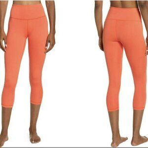 Zella Studio Lite Crop Leggings Women's Size Large Red Firelight NWT